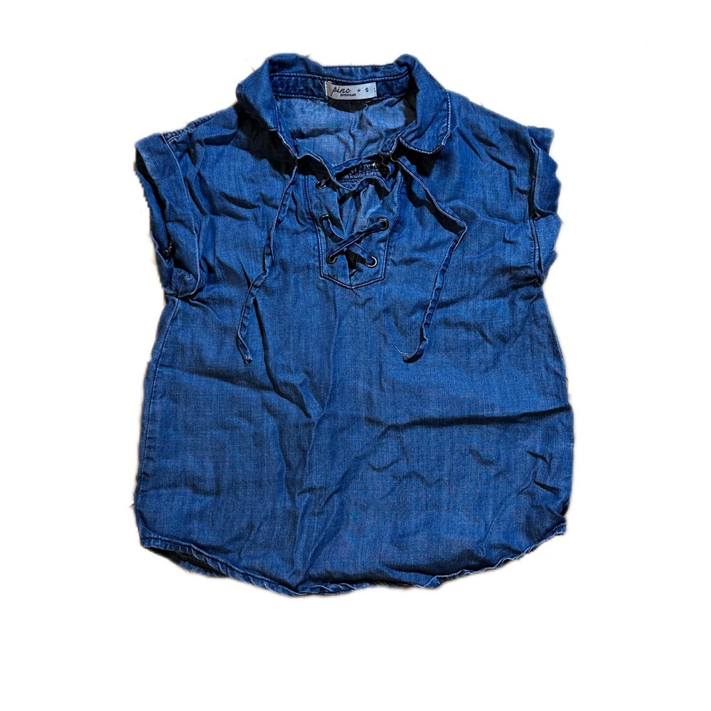 Pinc Premium denim look sleeveless collar laced-up top